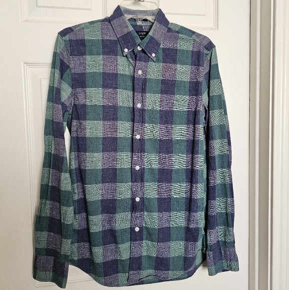 J.Crew Men's Button Down Plaid - Picture 2 of 5